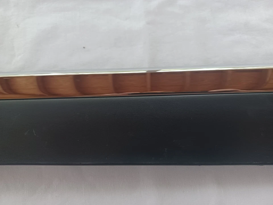 2008-2012 INFINITI EX35 DOOR MOLDING REAR PASSENGER SIDE USED OEM 82870-1BA0A - Изображение 3 из 4