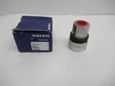 Volvo 11043021 , Female Sleeve , Quick Disconnect