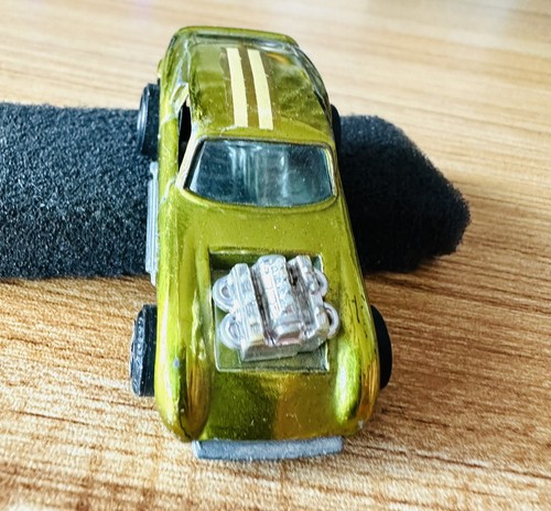 Johnny Lightning Topper 1970 Lime Frantic Ferrari - Picture 8 of 9