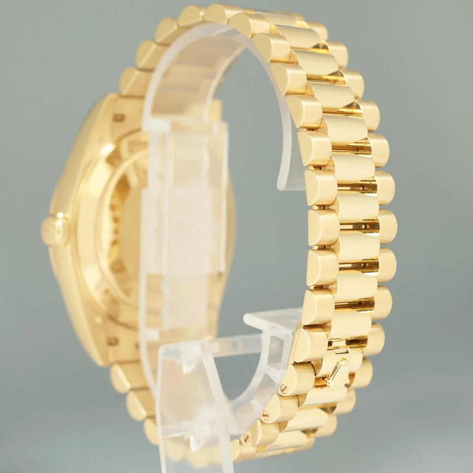 Reloj Rolex Day-Date 40 President 228238 2025 como nuevo esfera verde personalizada oro amarillo Foto 4 de 4