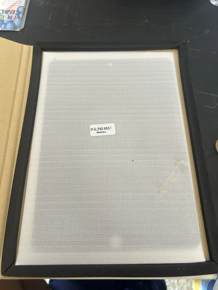 Tempered Glass Screen Protector for iPad 9.7 Inch 6th Gen/5th Gen, iPad Air 2/1 - Image 3 of 4