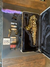International Woodwind IW551-CS Alto Saxophone Gold Eb w/ Case, Mouthpiece, Ree  