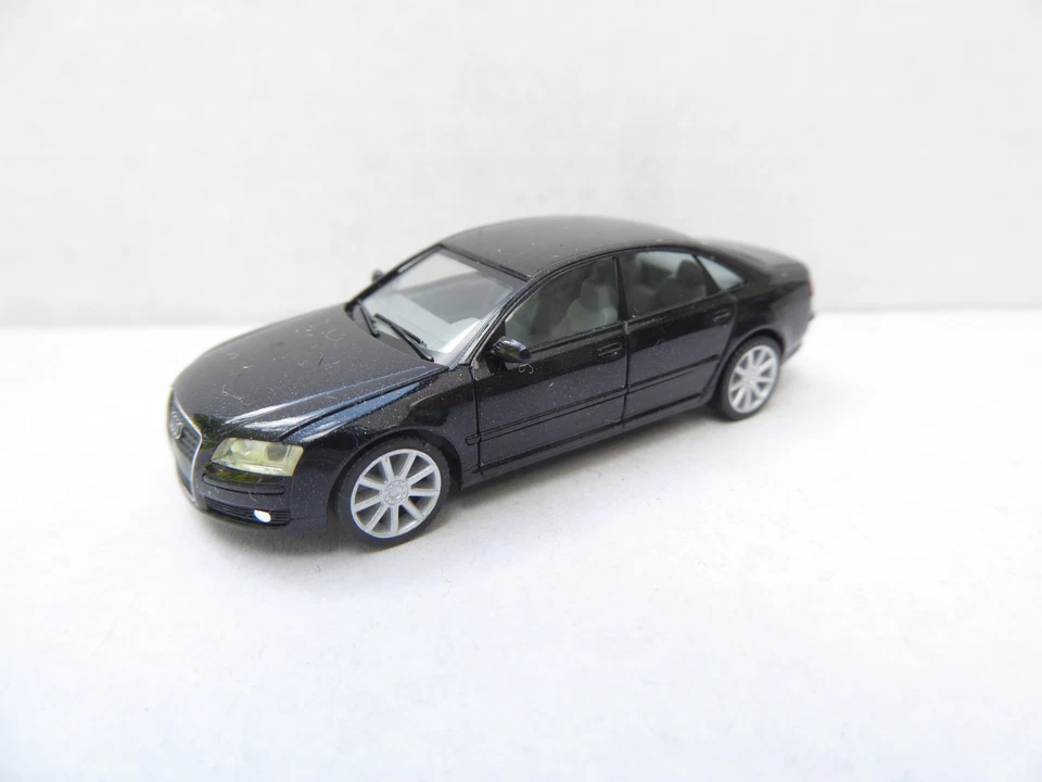 Audi A 8  schwarz - H0 1:87 Herpa  ohne  OVP # 0190 - Bild 1 von 3
