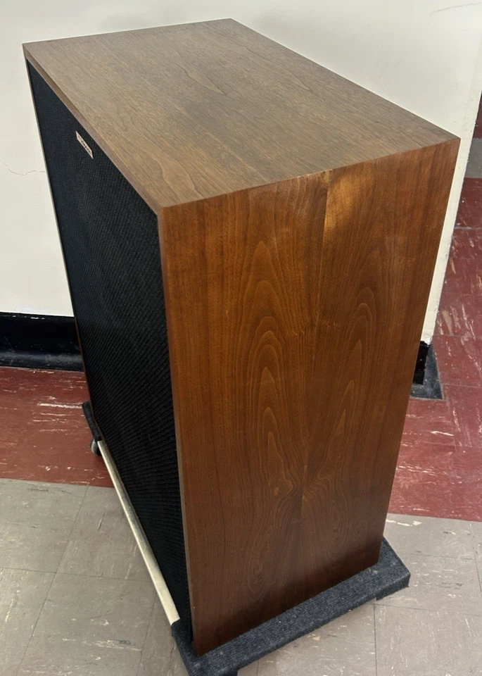 SINGLE KLIPSCH CORNWALL SPEAKER 1982 - Image 3 of 4