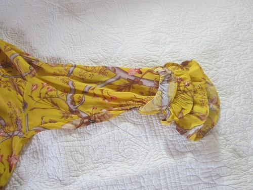 Vestido para mujer Johanna Ortiz x H&M talla L amarillo maxi crepé volantes orquídea/pájaro - Imagen 6 de 12