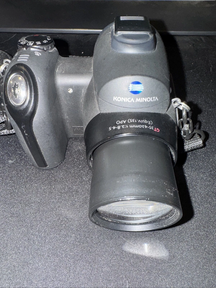 Konica Minolta Dimage Z3 Digital SLR Camera 4.0MP 12x Zoom W