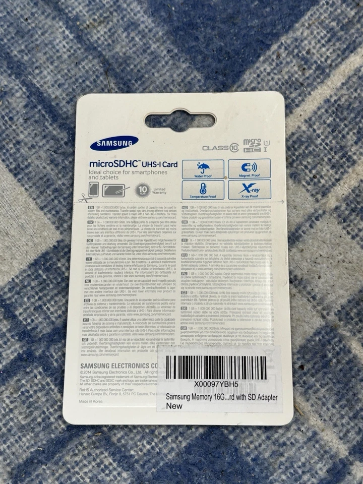 Samsung 16 GB Evo MicroSDHC UHS-I Grade 1 Class 10 Memory Card with SD - Image 2 of 2