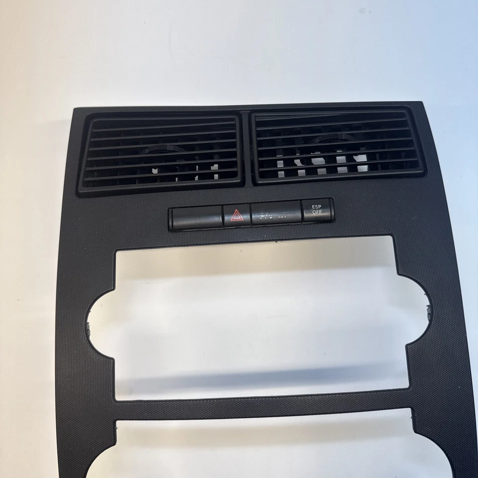 Dodge Charger Magnum 2005-2007 tablero central radio bisel moldura negro OEM Foto 2 de 4