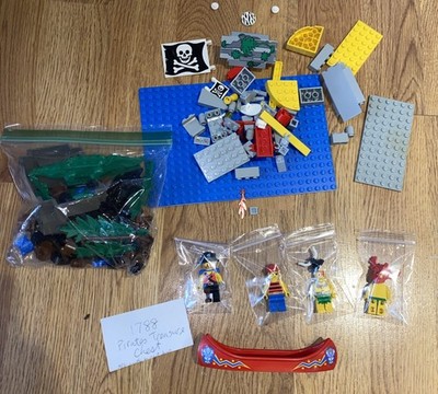 Lego 1788 Pirates I Pirate Treasure Chest Set Vintage Manual Minifigures