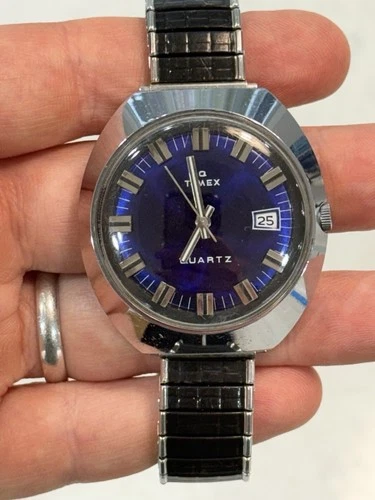 Original 1972 Timex Q Time Machine - Blue Dial - Not Working - Please Read