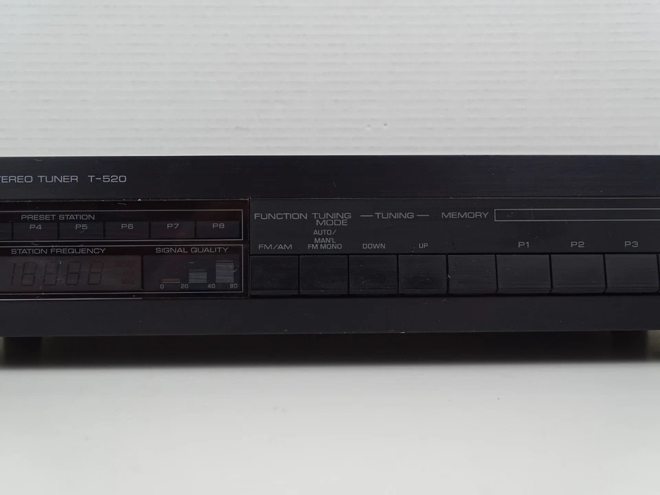 Yamaha T-520 AM/FM Stereo Tuner Component- Vintage Japan 1980's - Image 3 of 4