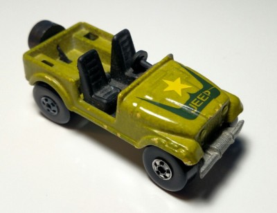 Vintage Hot Wheels Jeep CJ-7 Green Roll Patrol Color Changer/Racer 1/64  Diecast