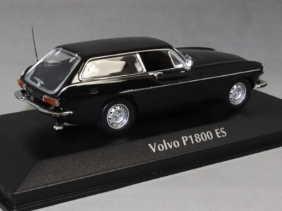 MINICHAMPS VOLVO P1800 ES 1971/1:43＆1:18 Minichamps Maxichamps Volvo P1800ES P1800 ES in Black 1971