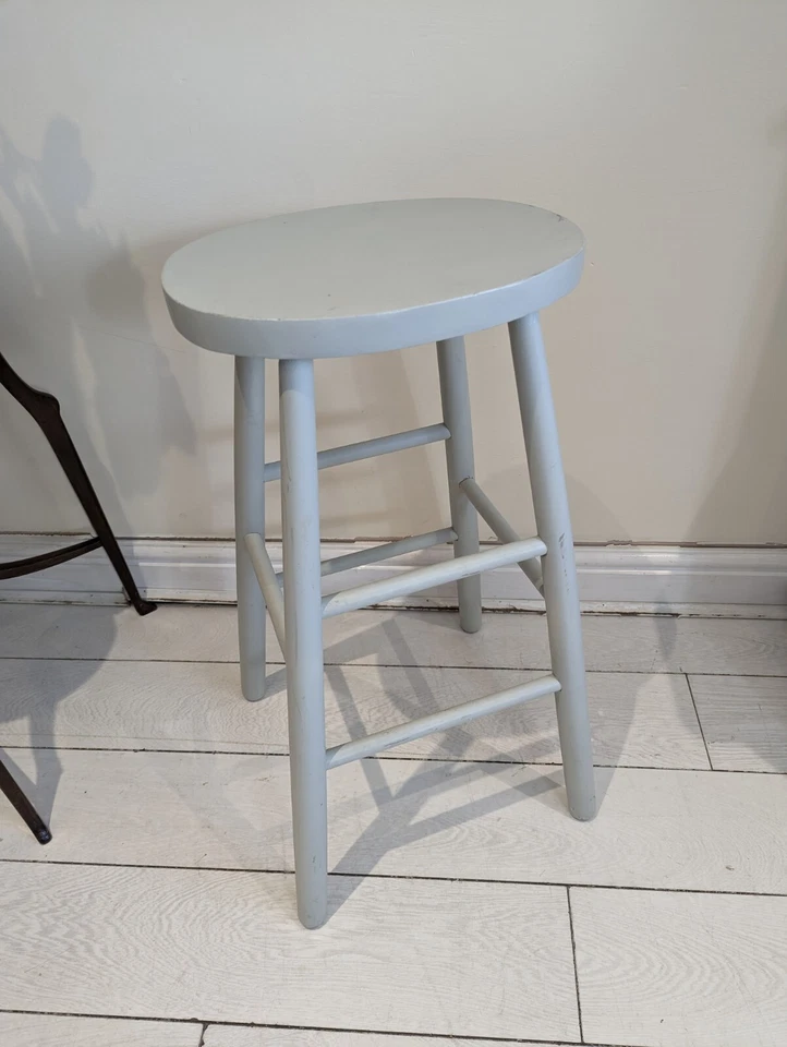 Solid Wood Bar Pub Stool Garden Pub Man Cave Den Solid POSTAGE Available  - Image 4 of 4