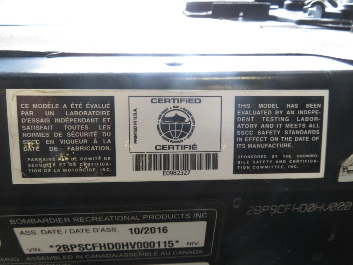 EB818 2017 17 SKIDOO SUMMIT 850 E-TEC TUNNEL CHASSIS 165 VIN