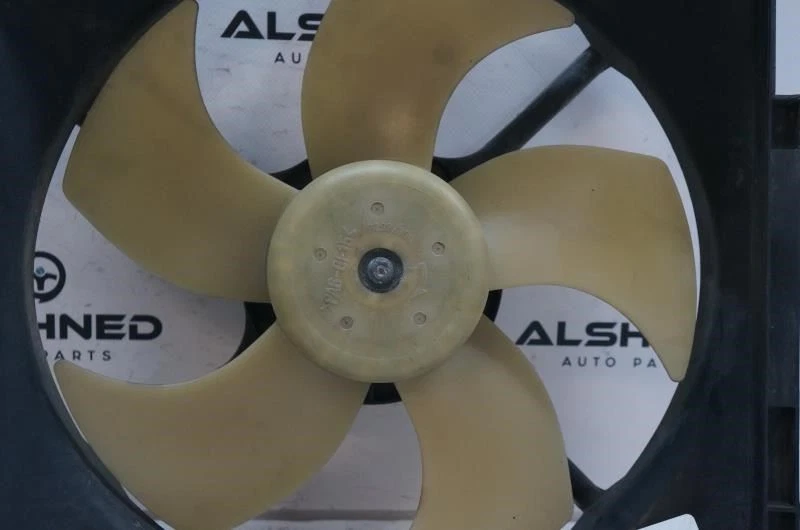 Conjunto de motor ventilador de refrigeración condensador Subaru Outback 2010 2,5 L 73310AG04A OEM Foto 2 de 4