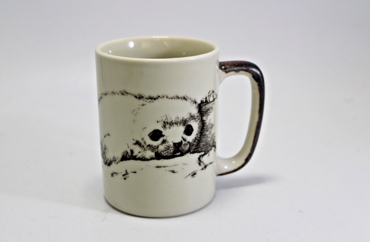 Vintage Otagiri Japan Gibson Baby Harp Seal 3 7/8 Inch Ceramic Mug