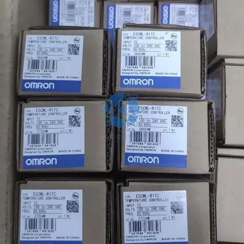 NEW In Box Omron Temperature Controller E5CWL-R1TC 100-240VAC E5CWLR1TC