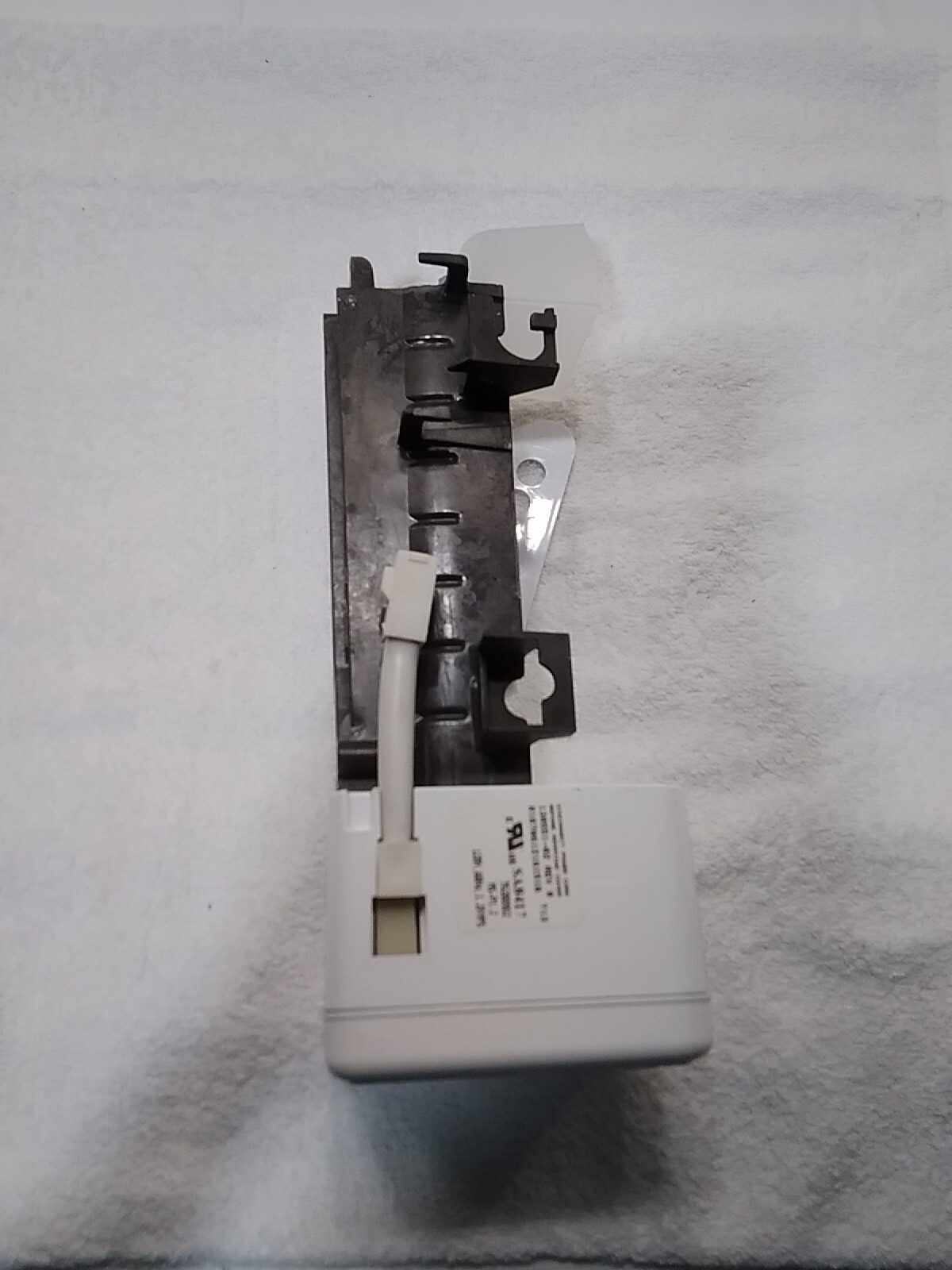 Maytag FD Fridge Ice Maker P/N: 67006333, W10583817 | eBay