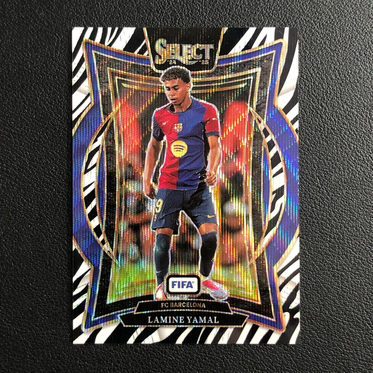 2024-25 Panini Select Fifa - Terrace Lamine Yamal #7 Zebra Prizm