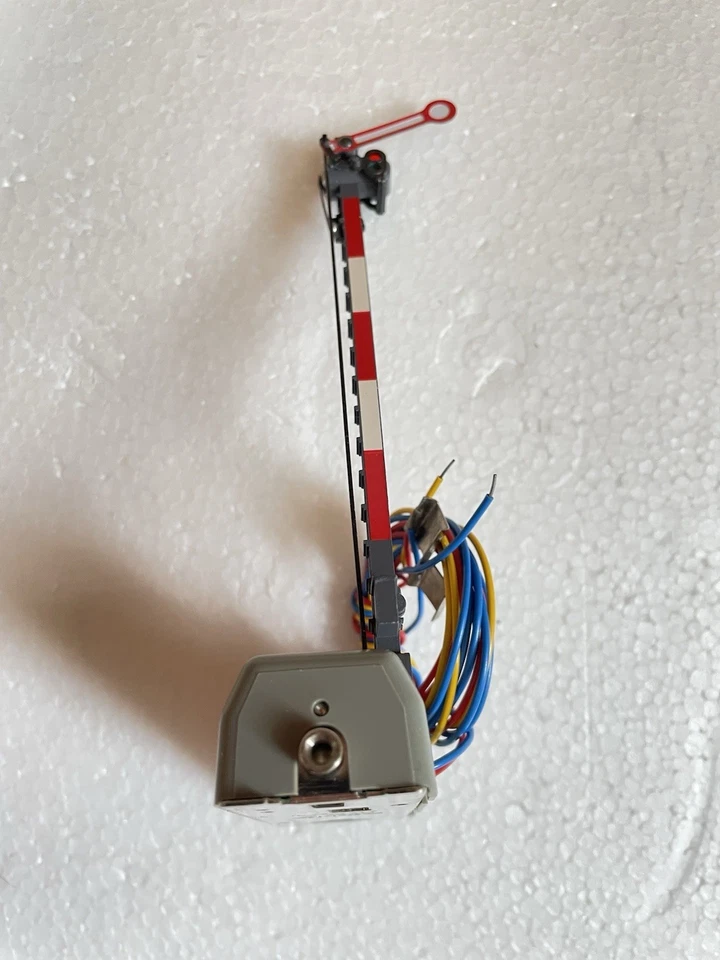 Vintage MARKLIN 7039 HO Home Signal Semaphore, Made in Germany, New In Box - Image 4 of 4