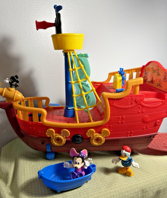 Disney Junior Mickey Mouse Funhouse Treasure Adventure Pirate Ship Parts Playset