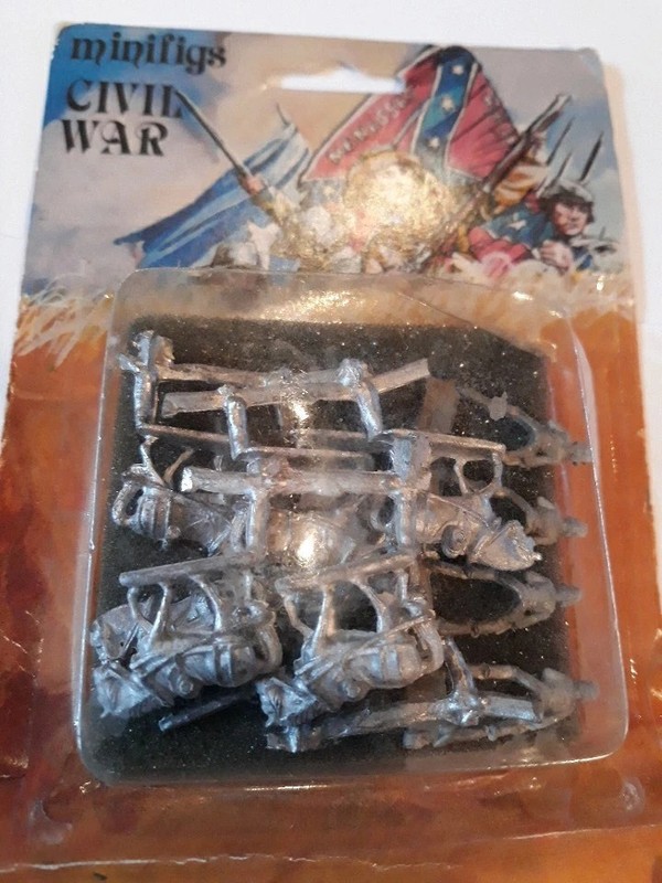 Minifigs New Old Stock  Civil war Miniatures  AC 185 LIMBER-HORSES AND RIDERS 