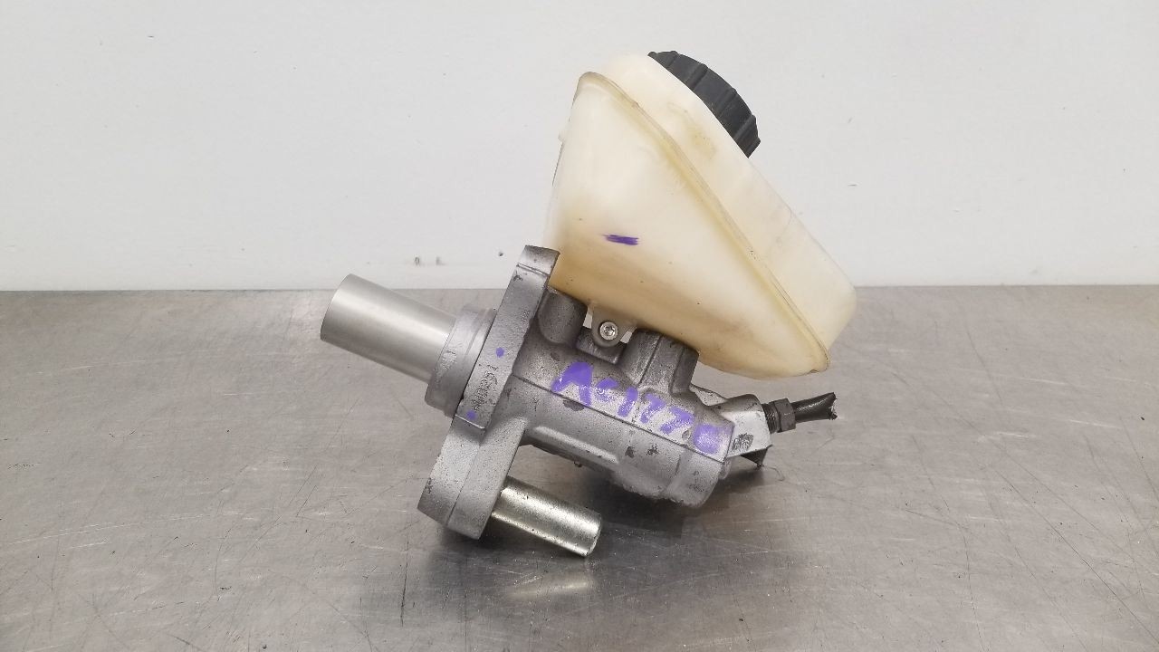 11 MERCEDES BENZ SLS AMG C197 BRAKE MASTER CYLINDER