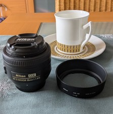 Nikon AF-S 35mm F1.8 G DX Autofocus Nikkor Lens near Mint condition UK SELLER