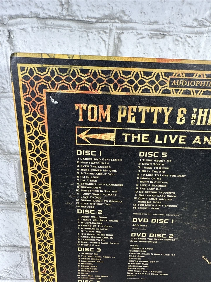 Live Anthology by Tom Petty & Heartbreakers 5CD/2DVD/Vinyl/Blu-ray Box Set - Image 3 of 4