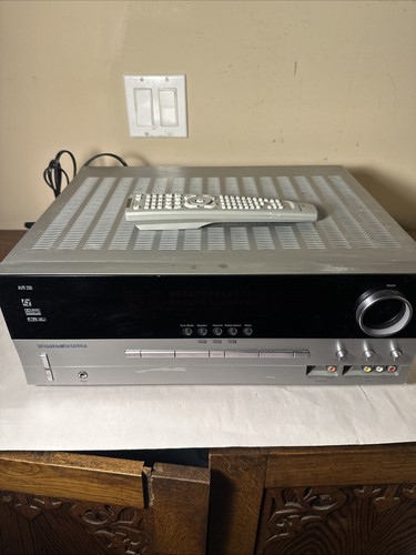 Harman Kardon AVR 330 Digital Surround Receiver Bundle w/Remote