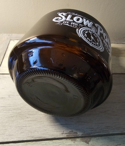 Slow Pour Brewing 32 OZ. Growler de vidrio - Imagen 5 de 5