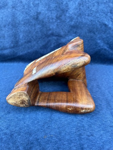 TALLA EN MADERA NGUZU NGUZU VINTAGE MUY GRANDE CON INSERTO DE FREGONA - ISLAS SALOMON - Imagen 7 de 7