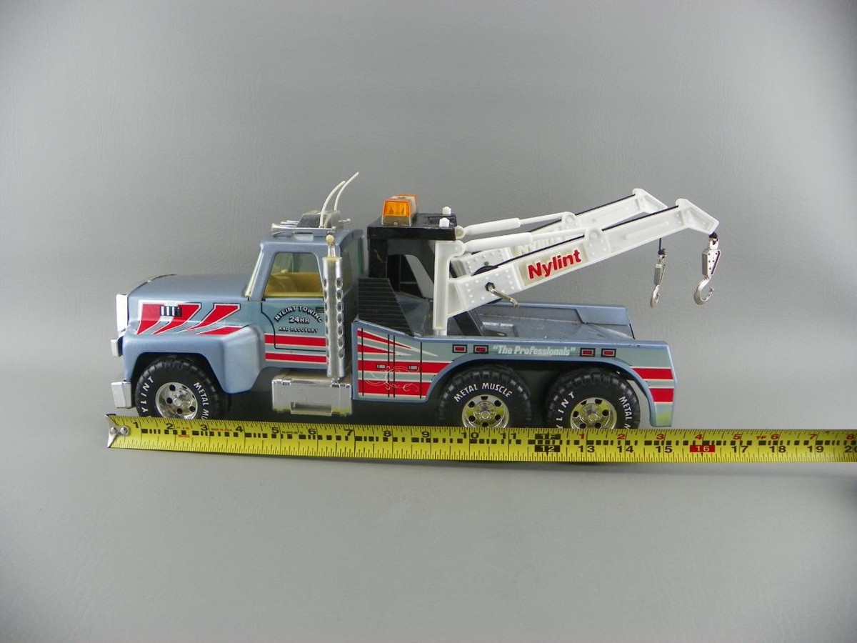Vintage 1980s NYLINT 17