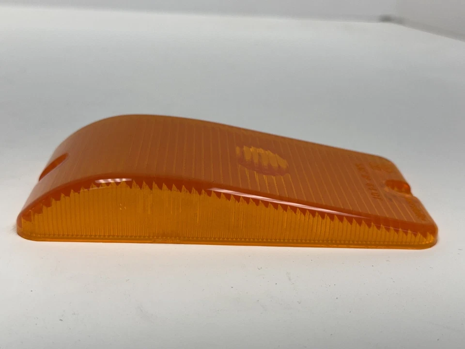 Dodge Truck A100 1964-1970 luz de estacionamiento lámpara lente ámbar 2525641 nuevo de stock Foto 4 de 4