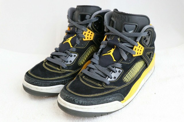 Size 8 - Jordan Spizike Black 