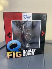 QMX Q-FIG Harley Quinn Loot Crate Exclusive Batman Figure Collectible BRAND NEW