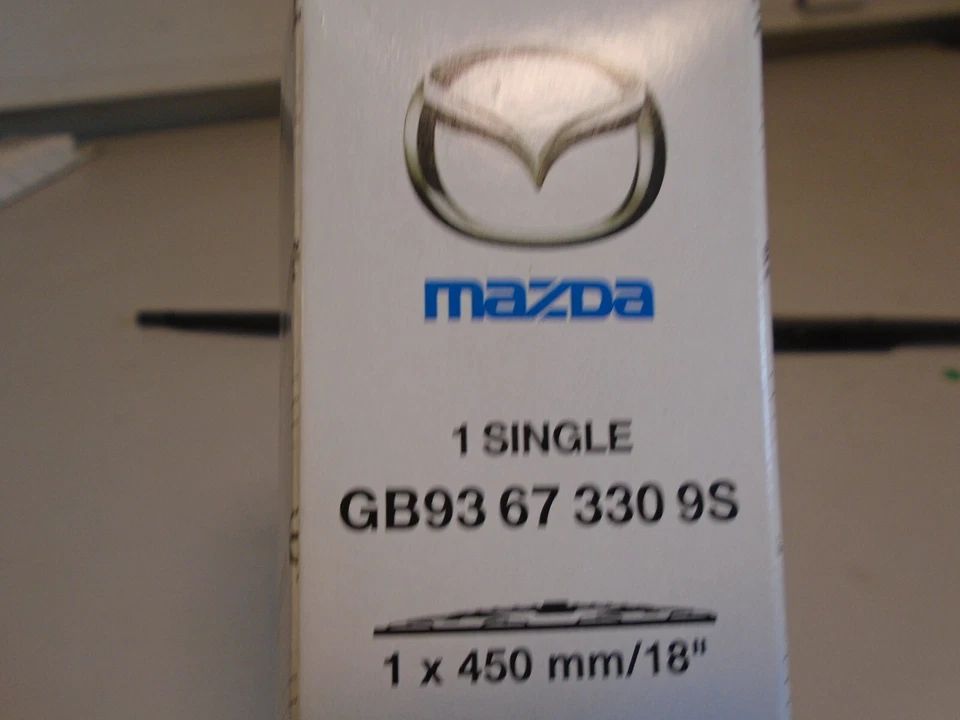 Limpiaparabrisas genuino Mazda GB93673309S se adapta a Mazda MX-3, MX-5, RX-7 RX-8 Foto 4 de 4