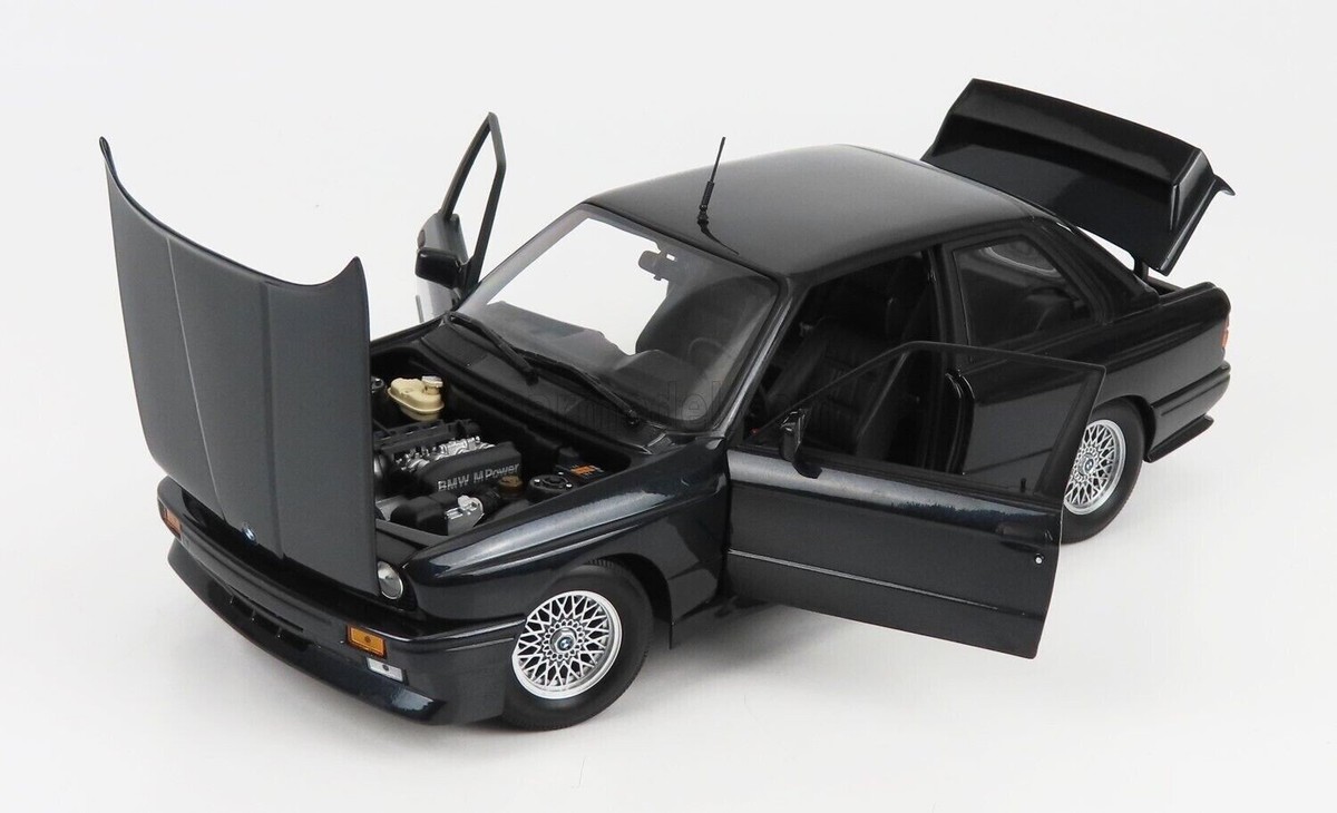 ミニチャンプス　1/18 BMW M3 1987 1/18 Dealer Edition 1987 BMW M3 (E30) (Red) Diecast Car Model