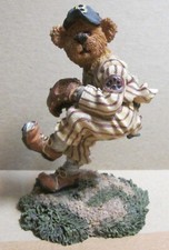 Boyds Bears Greg McBruin “The Wind Up”Baseball Pitcher Figurine
