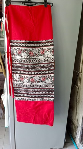 Thai embroidered sarong fabric adjusted by rope. Easy to wear & beautiful - Picture 11 of 12
