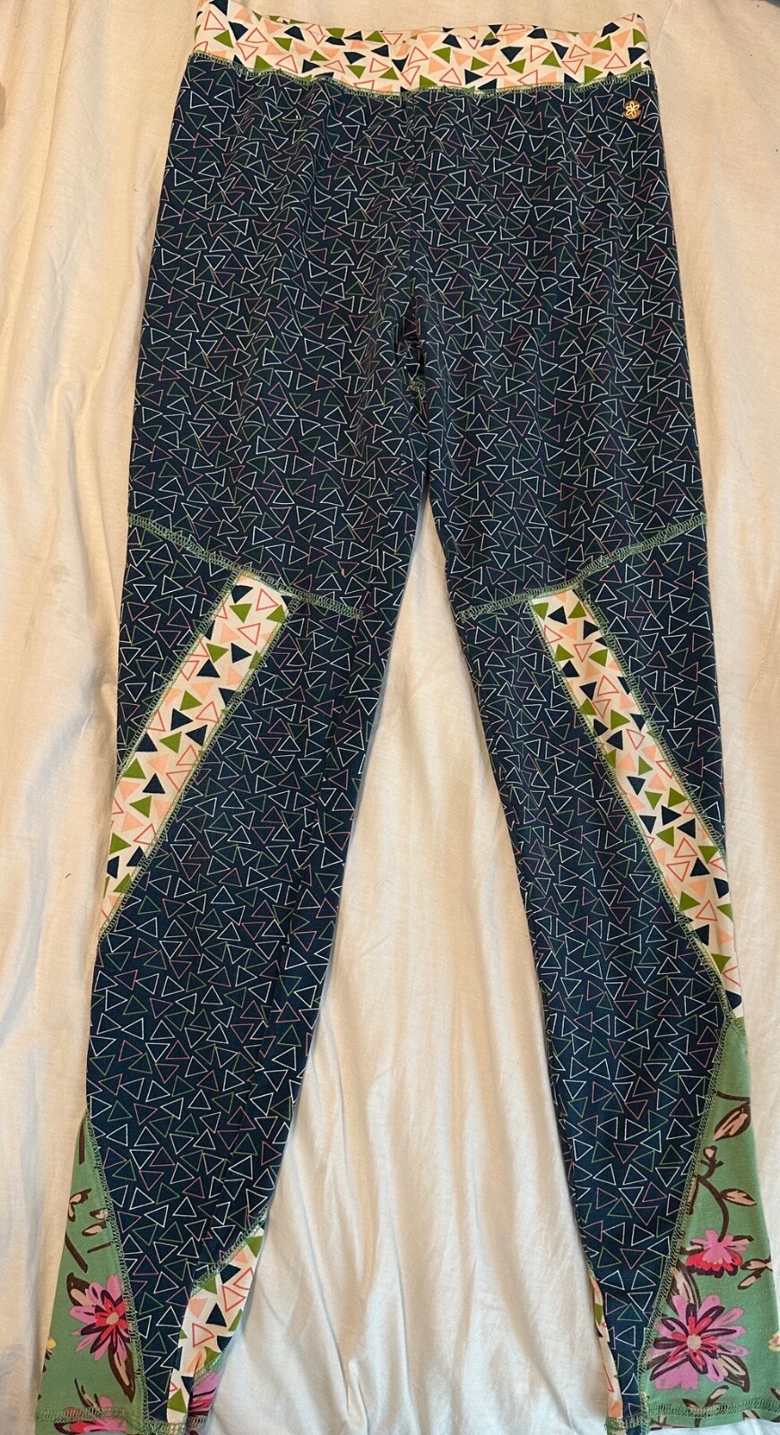Picture 1 of 3