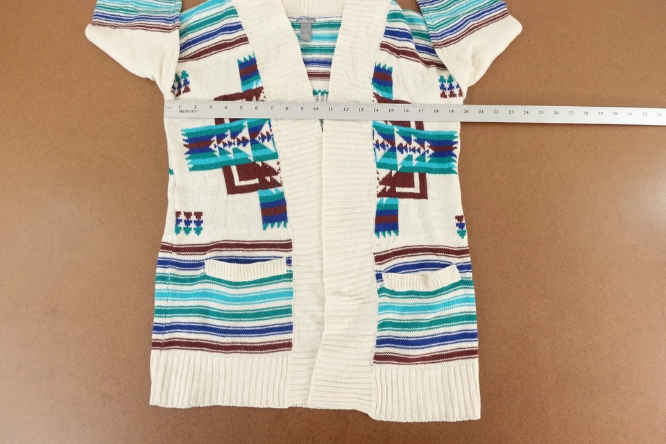 Suéter cárdigan Charlotte Russe grande azul crema a rayas frente abierto para mujer Foto 4 de 4