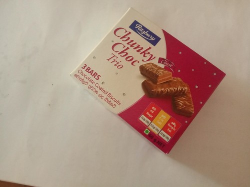 RETZBURY CHUNKY CHOC CHOCOLATE Sweet dilicious choclate cotate biscuit 3Bars - Picture 2 of 10