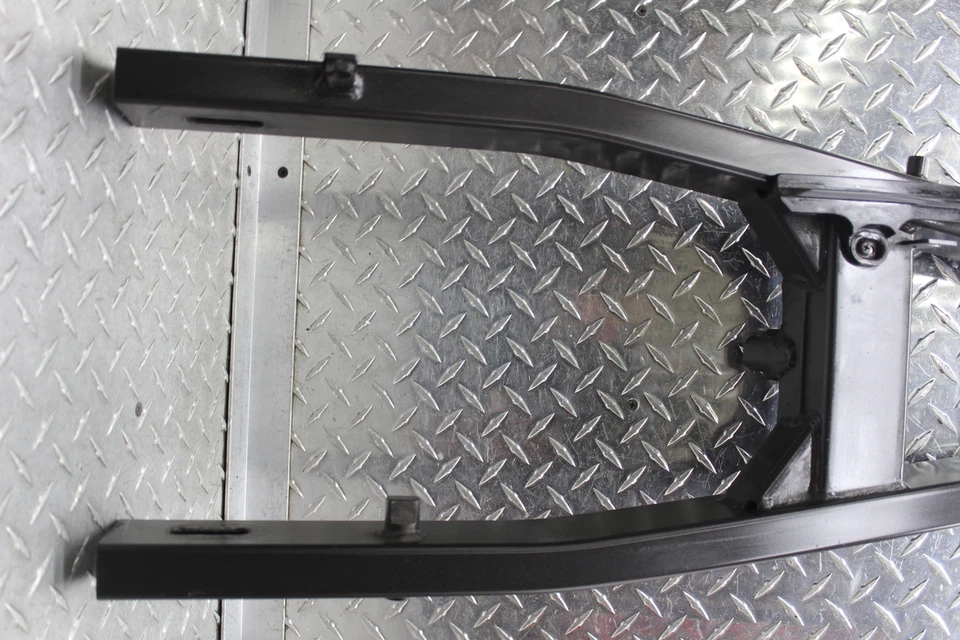 Honda CBR500R 2013 basculante trasero suspensión trasera brazo oscilante 52200-MGZ-J00 Foto 3 de 4