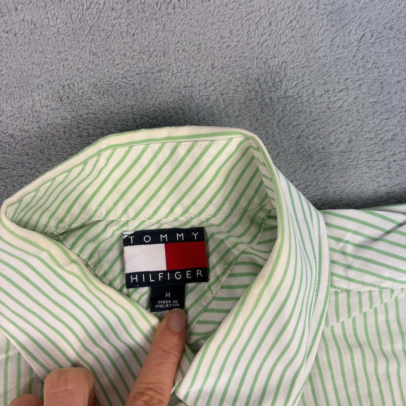VTG Tommy Hiliger 2000's Green White Stripe Size Medium L/S Button Down Shirt image 4