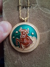 Zodiac Sign Astrology Horoscope Pendant Necklace- Taurus