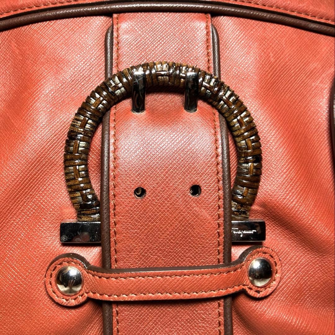 Salvatore Ferragamo Gancini Red Brown Leather Shoulder Bag Y2K Auth image 4