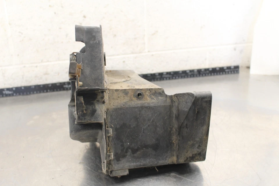 1989 Yamaha XT350 воздухоочиститель фильтр коробка W832 - Изображение 2 из 4