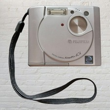 FUJIFILM FinePix 40i Compact Digital Camera   Operation Confirmed
